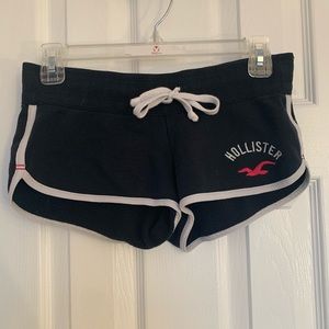 Hollister XS Black Loose Shorts
